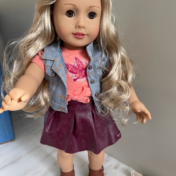 #Tenney American Girl Doll Retired in 2018 in EUC - Picture 3 of 5